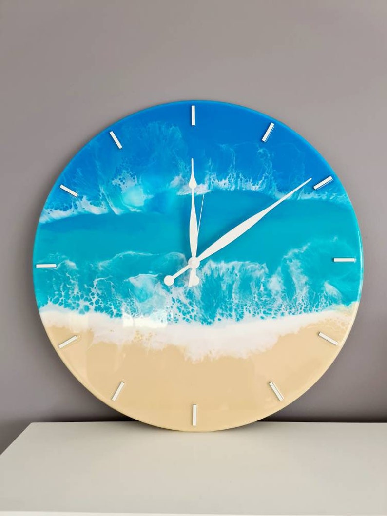 il_794xN.3282014770_qrp7 Handmade Resin wall Clock